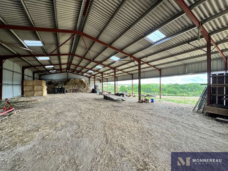 House Torsac - 4 bedrooms - 274m²