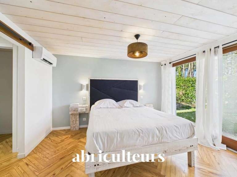 House Tosse - 8 bedrooms - 295m²