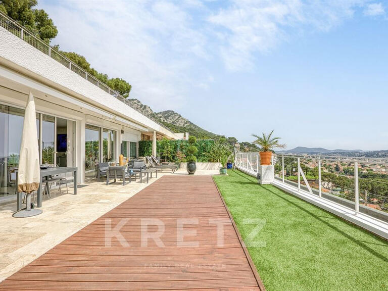 Apartment Toulon - 3 bedrooms - 212m²