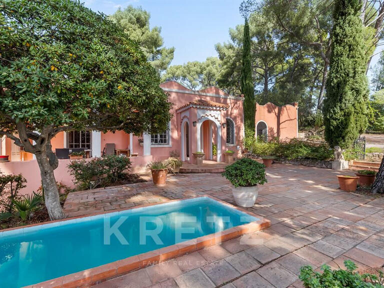 House Toulon - 8 bedrooms - 322m²