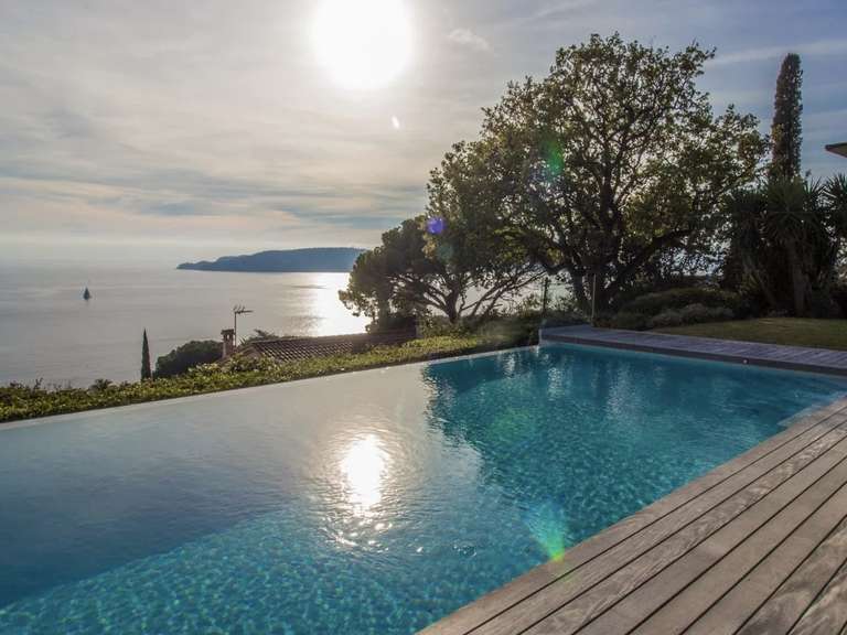 Maison Toulon - 266m²