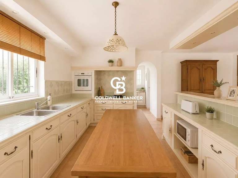 Maison Toulon - 2 chambres - 145m²