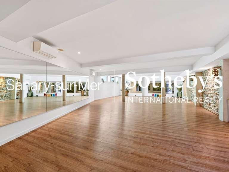 Maison Toulon - 8 chambres - 750m²