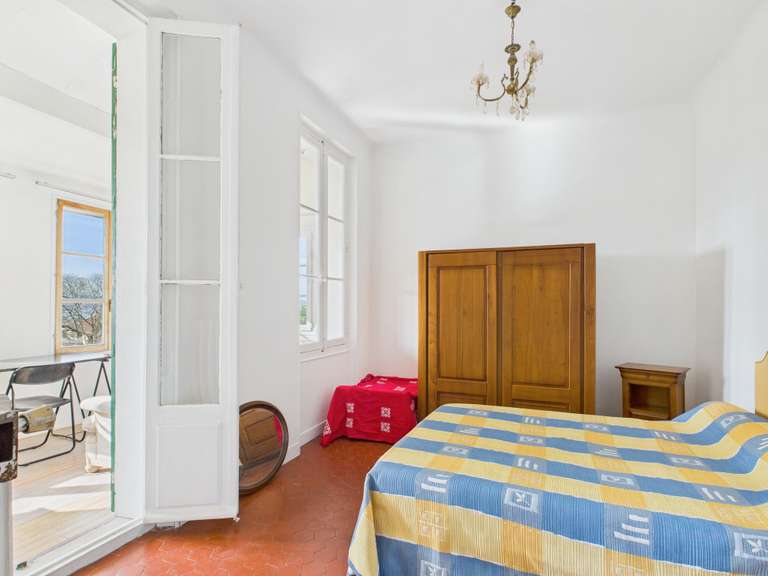 Maison Toulon - 4 chambres - 219m²