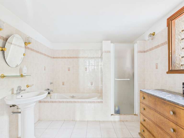 Maison Toulon - 4 chambres - 219m²