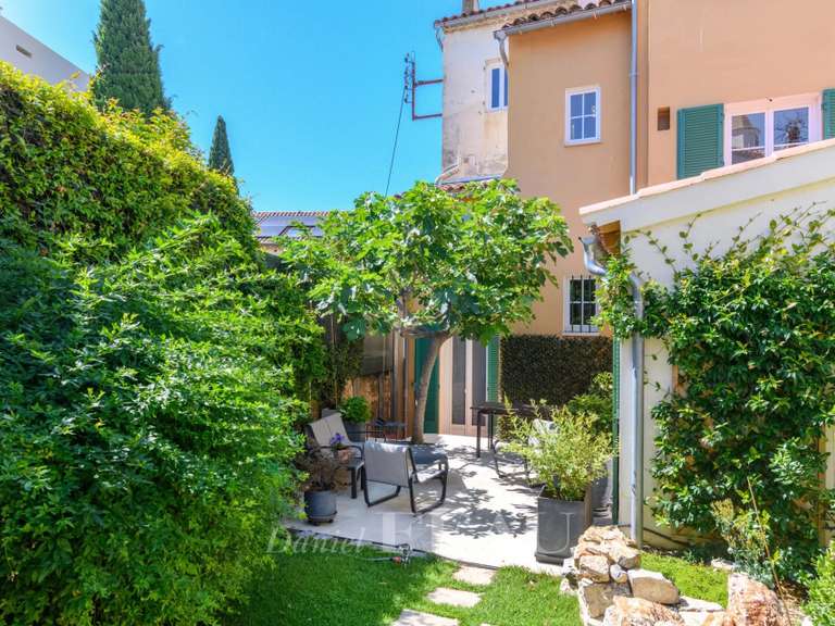 Maison Toulon - 5 chambres - 186m²