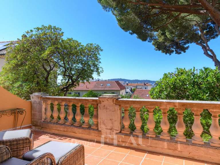 Maison Toulon - 5 chambres - 186m²