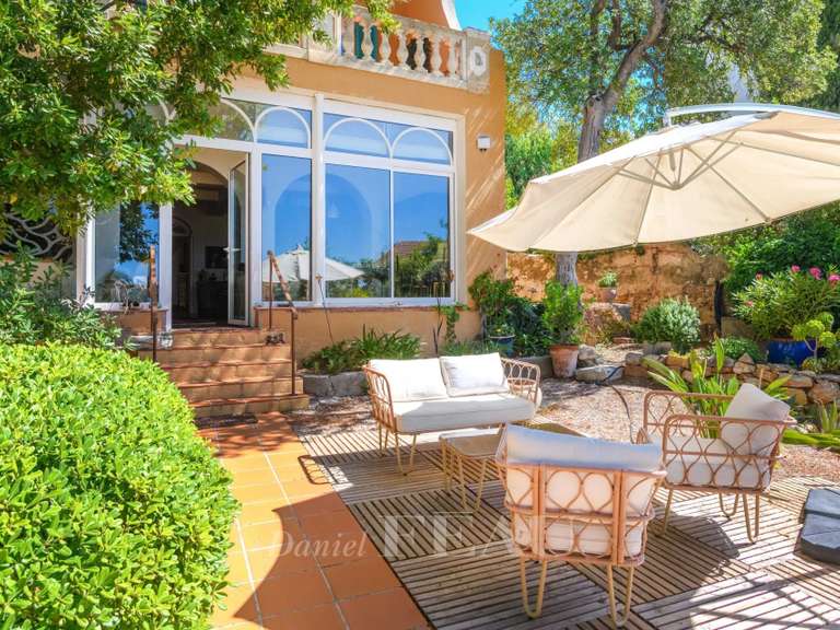 Maison Toulon - 5 chambres - 186m²