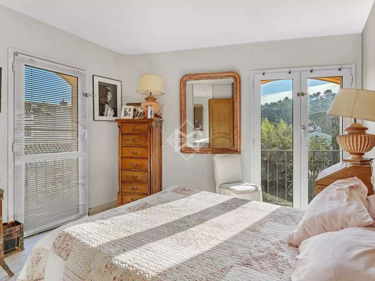 Villa Toulon - 5 bedrooms - 300m²