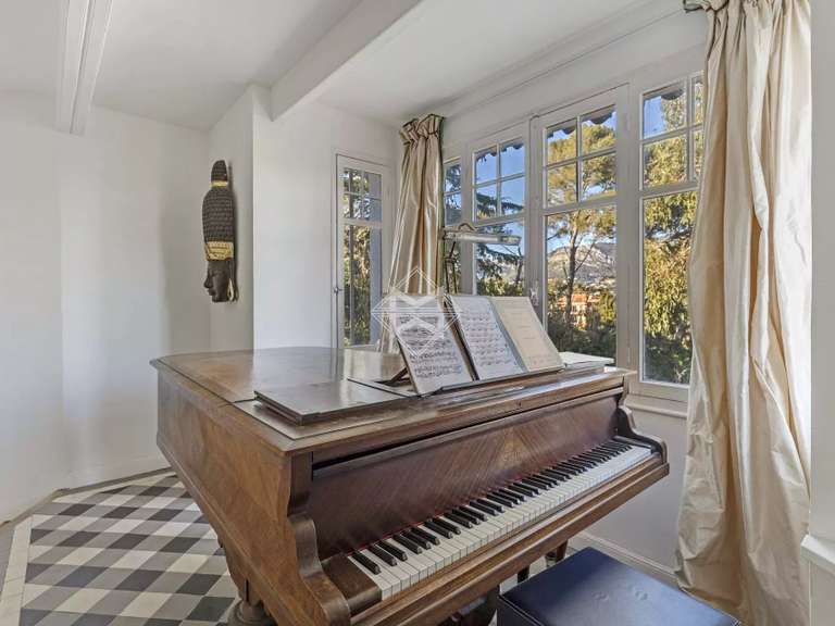 Villa Toulon - 5 bedrooms - 240m²