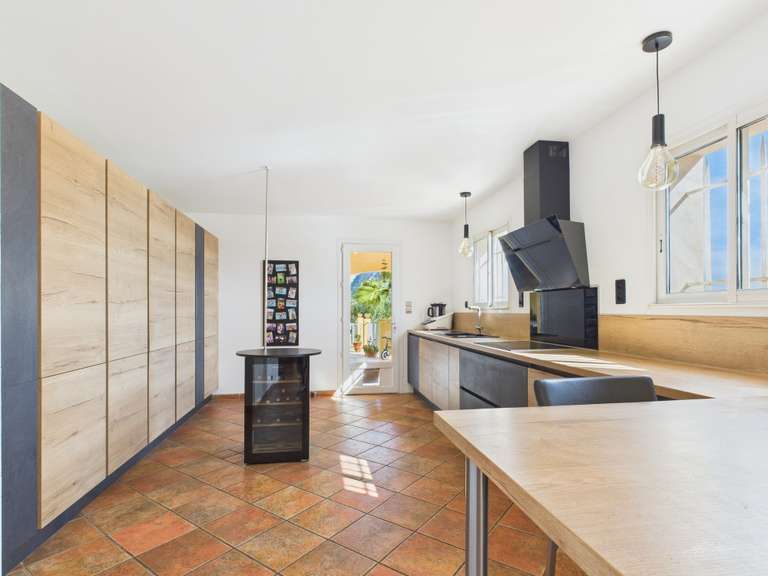 Villa avec Vue sur mer Toulon - 6 chambres - 304m²