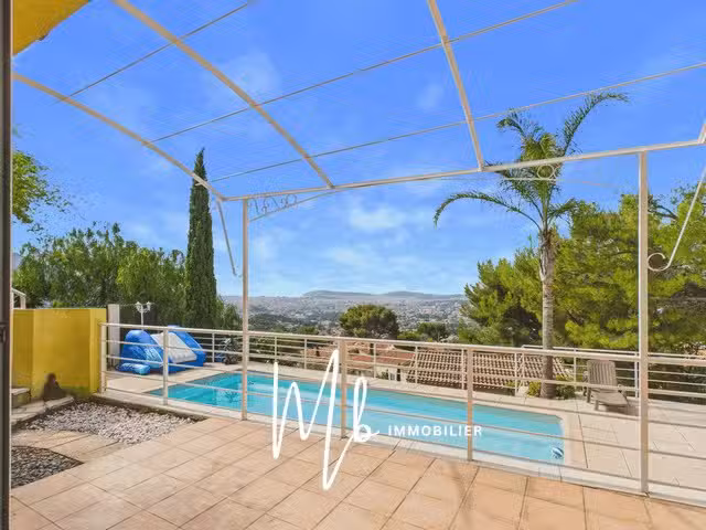 Villa avec Vue sur mer Toulon - 6 chambres - 304m²