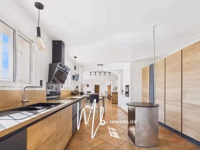 Villa avec Vue sur mer Toulon - 6 chambres - 304m²