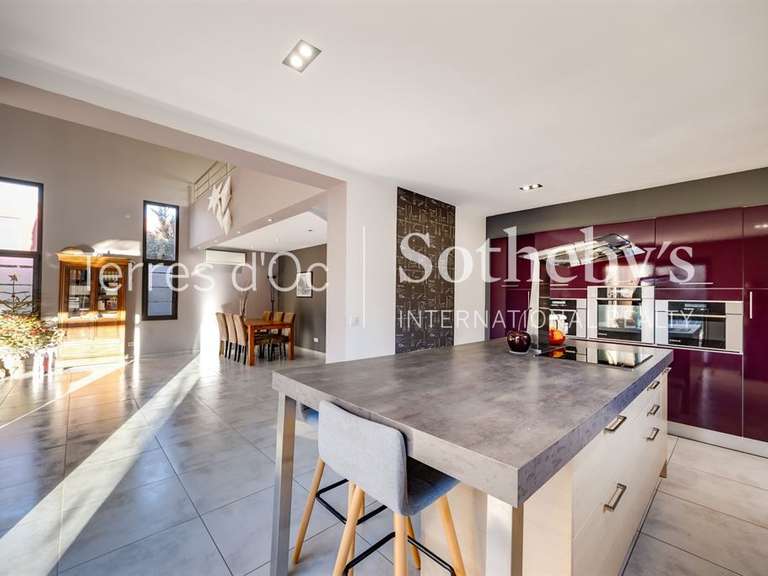 Maison Toulouges - 4 chambres - 194m²