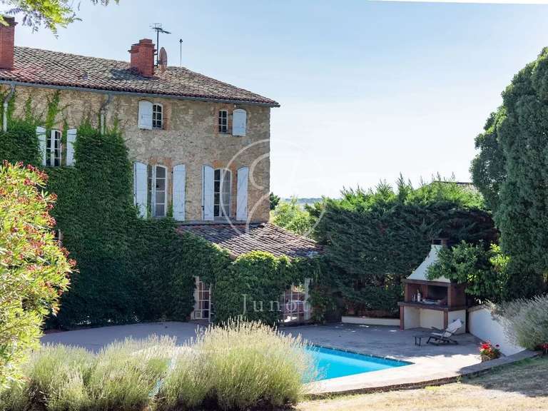 Castle Toulouse - 16 bedrooms - 542m²