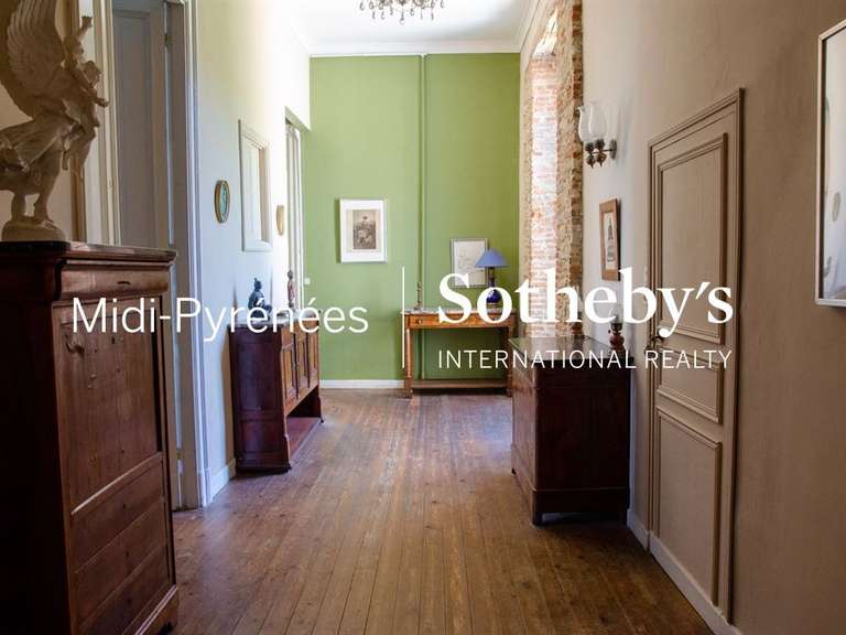 Château Toulouse - 24 chambres - 1573m²