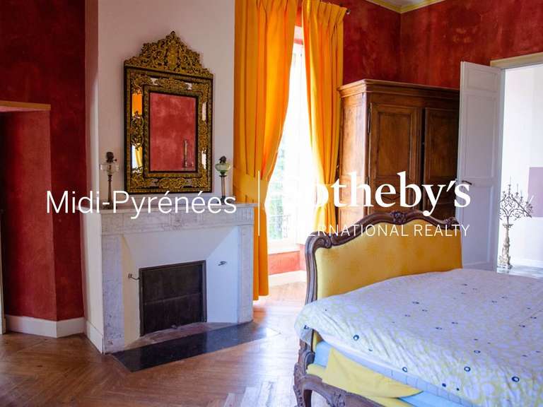 Château Toulouse - 24 chambres - 1573m²