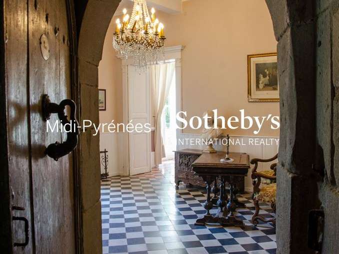 Château Toulouse - 24 chambres - 1573m²