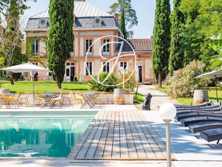 Château Toulouse - 12 chambres - 800m²
