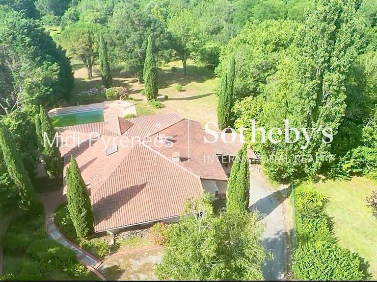 House Toulouse - 2 bedrooms - 213m²