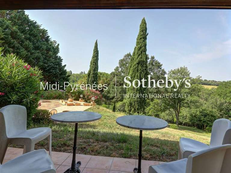 House Toulouse - 2 bedrooms - 213m²