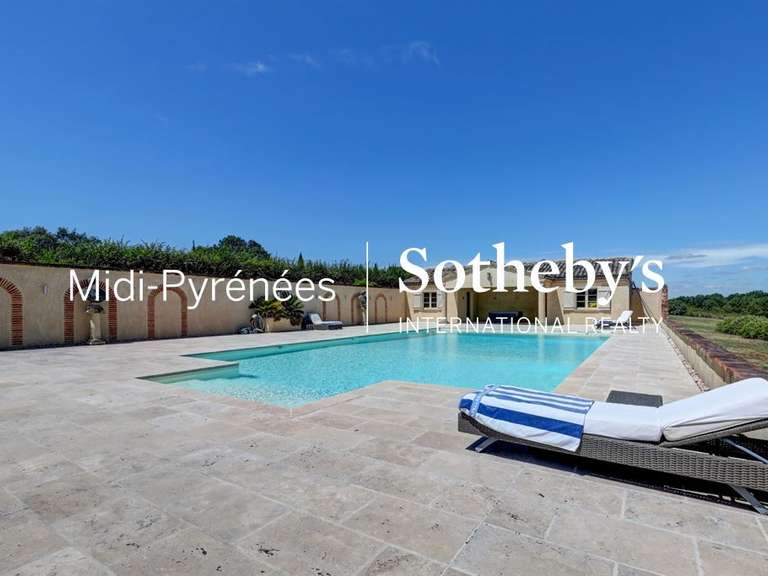 Maison Toulouse - 11 chambres - 728m²