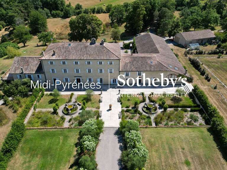 Maison Toulouse - 11 chambres - 728m²