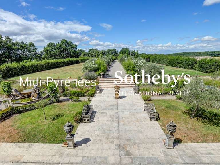 Maison Toulouse - 11 chambres - 728m²