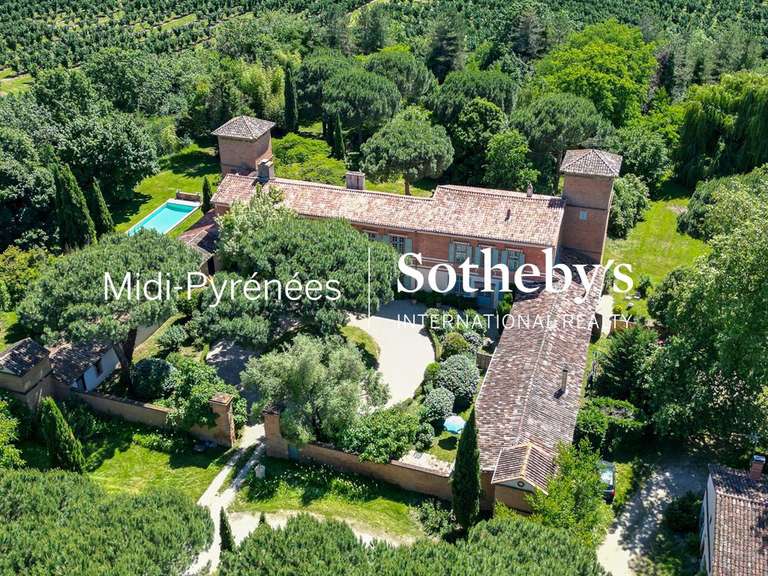 Maison Toulouse - 8 chambres - 645m²