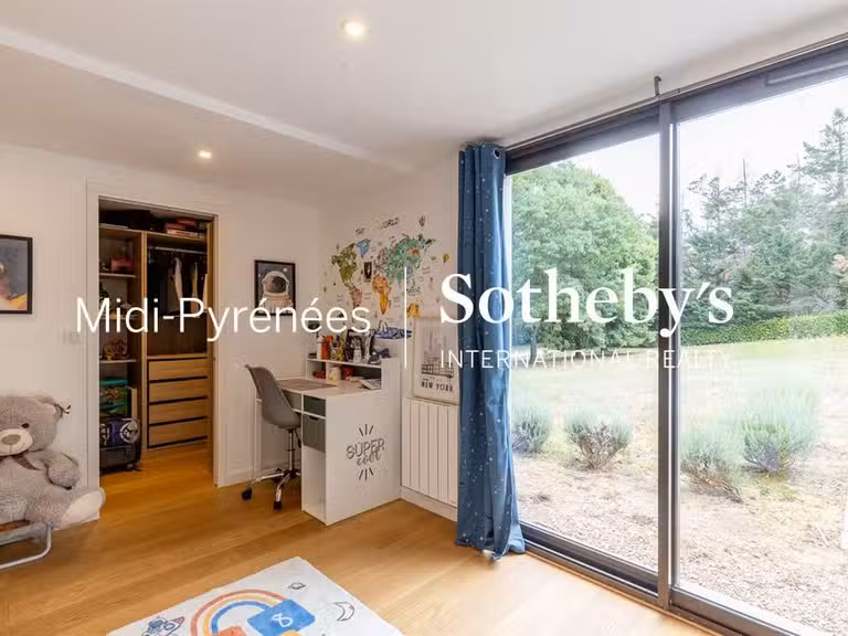 Maison Toulouse - 5 chambres - 247m²