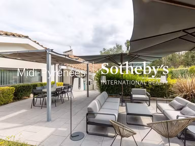 Maison Toulouse - 5 chambres - 247m²