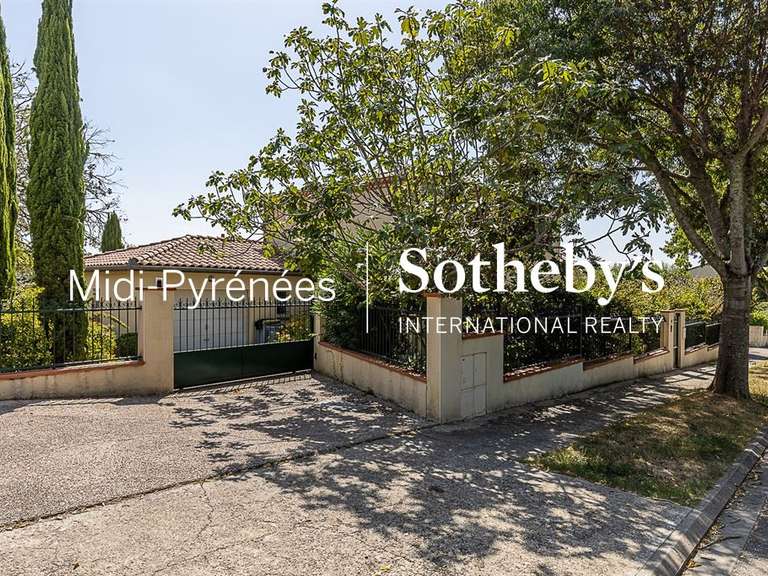 Maison Toulouse - 5 chambres - 213m²