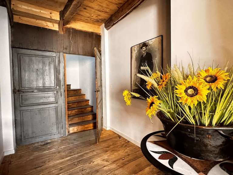 House Tour-de-Faure - 11 bedrooms - 394m²