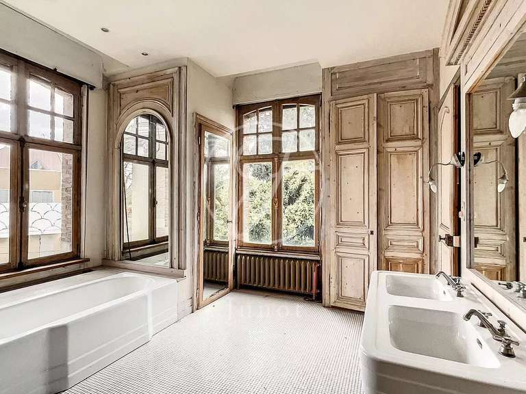 Maison Tourcoing - 4 chambres - 500m²