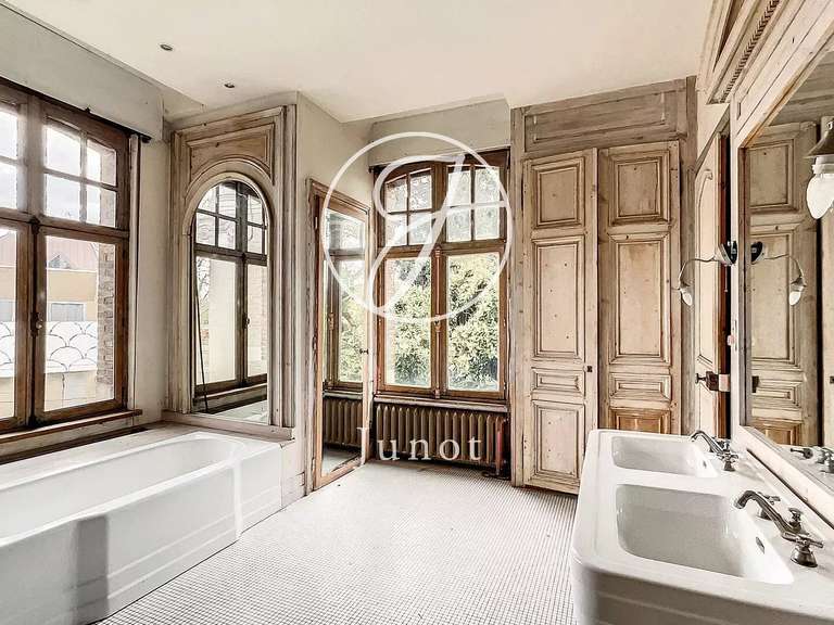 Maison Tourcoing - 4 chambres - 500m²