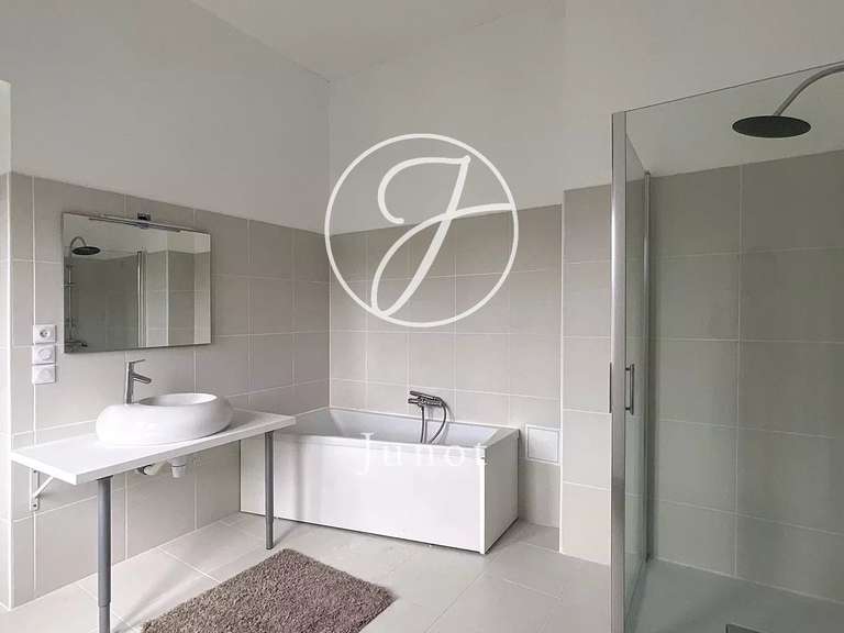 Maison Tourcoing - 7 chambres - 407m²