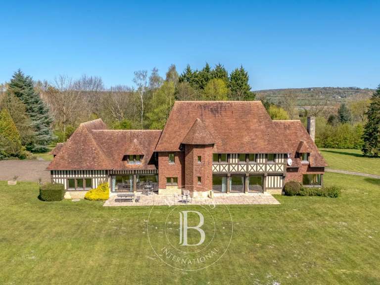 Maison Tourgéville - 9 chambres - 500m²