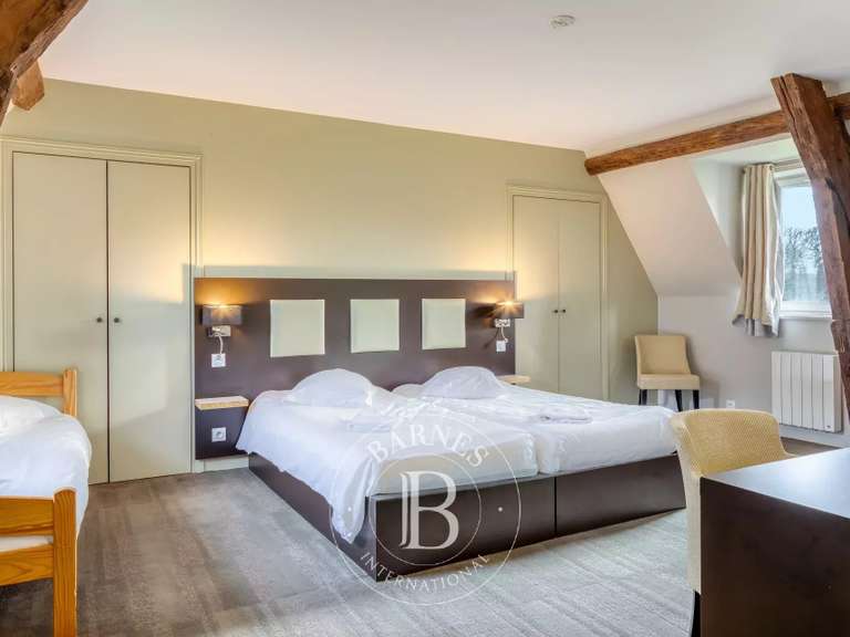 Maison Tourgéville - 9 chambres - 500m²