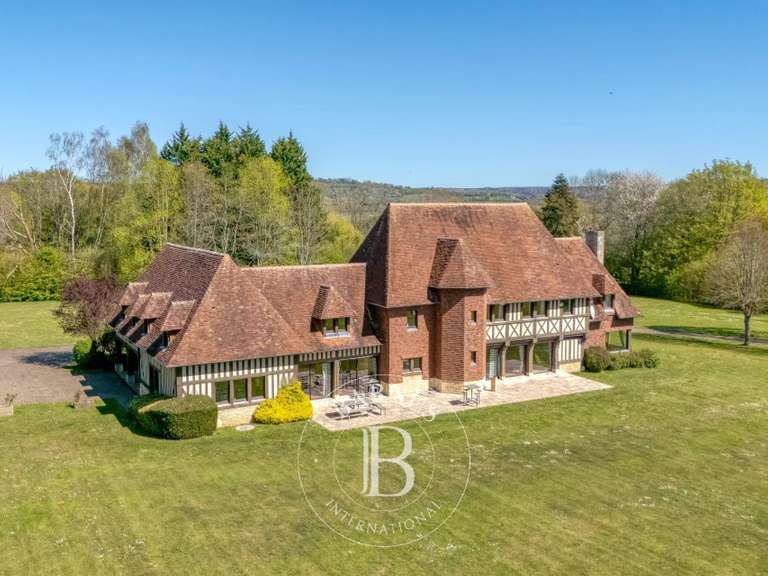 Maison Tourgéville - 9 chambres - 500m²