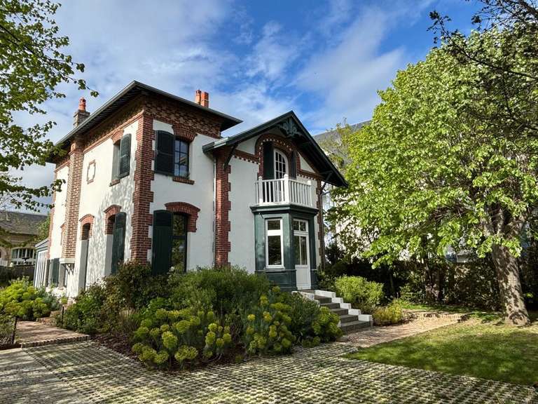 Maison Tourgéville - 6 chambres - 180m²