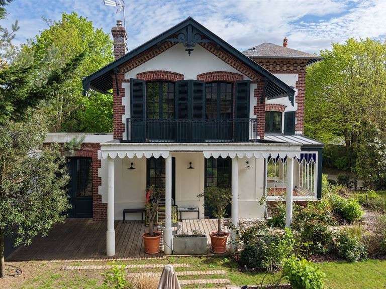 Maison Tourgéville - 6 chambres - 180m²