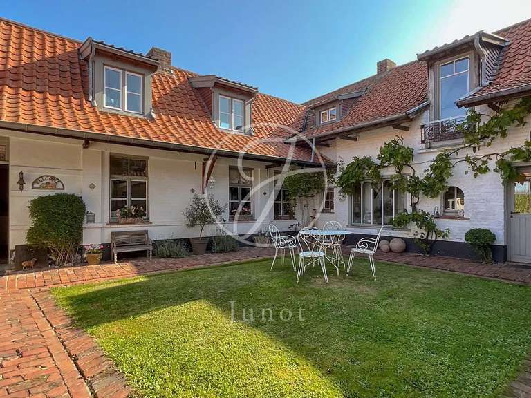 Maison Tourmignies - 5 chambres - 280m²