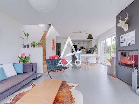 House Tourmignies - 4 bedrooms