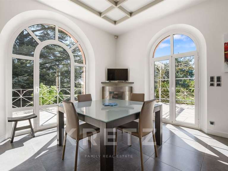 Maison Tournefeuille - 5 chambres - 330m²