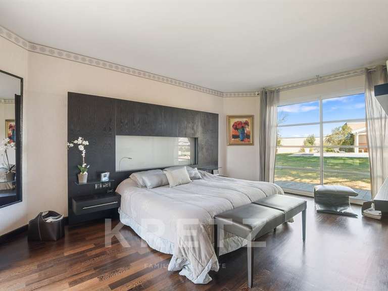 Maison Tournefeuille - 5 chambres - 330m²