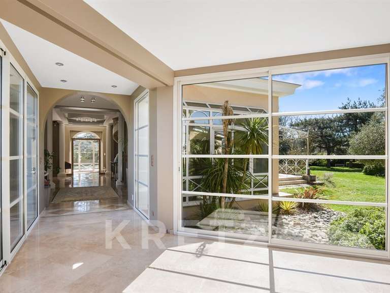 Maison Tournefeuille - 5 chambres - 330m²