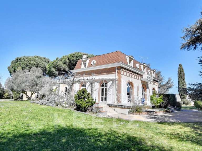 Maison Tournefeuille - 5 chambres - 330m²