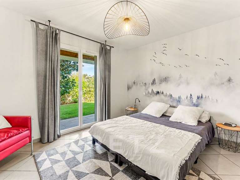 Maison Tournefeuille - 4 chambres - 200m²