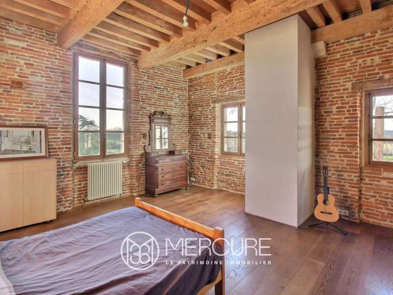 Propriété Tournefeuille - 3 chambres - 350m²