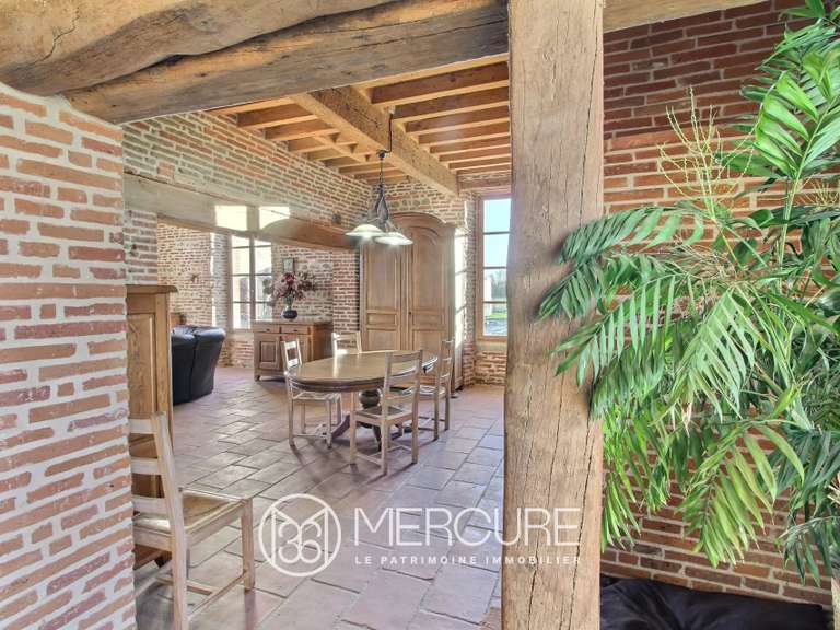 Propriété Tournefeuille - 3 chambres - 350m²